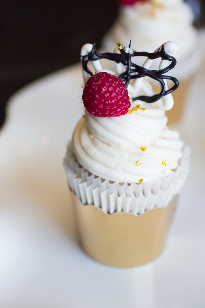 Raspberry Champagne Cupcakes 1 The Curvy Carrot