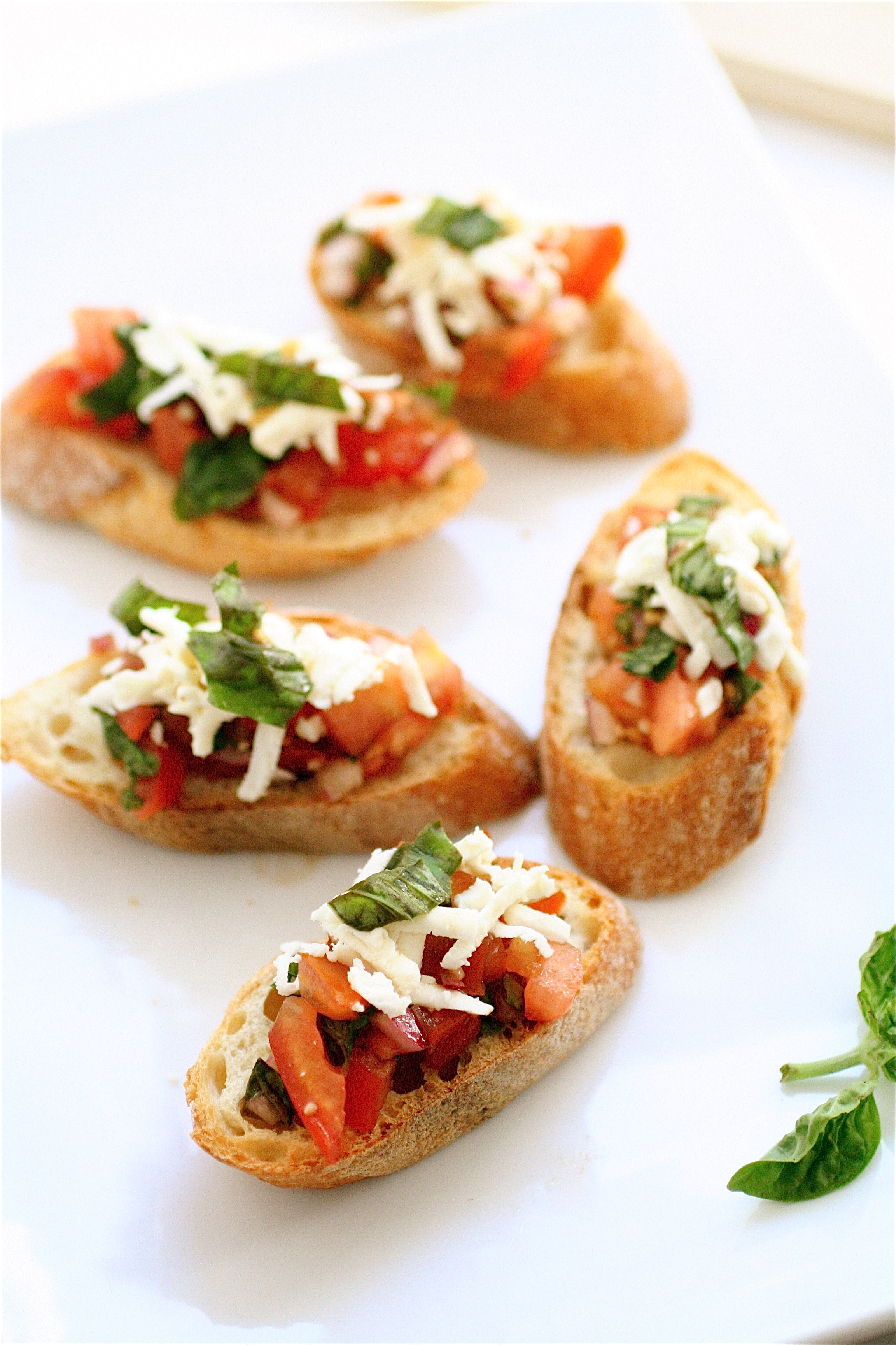 Simple Garden Bruschetta | The Curvy Carrot